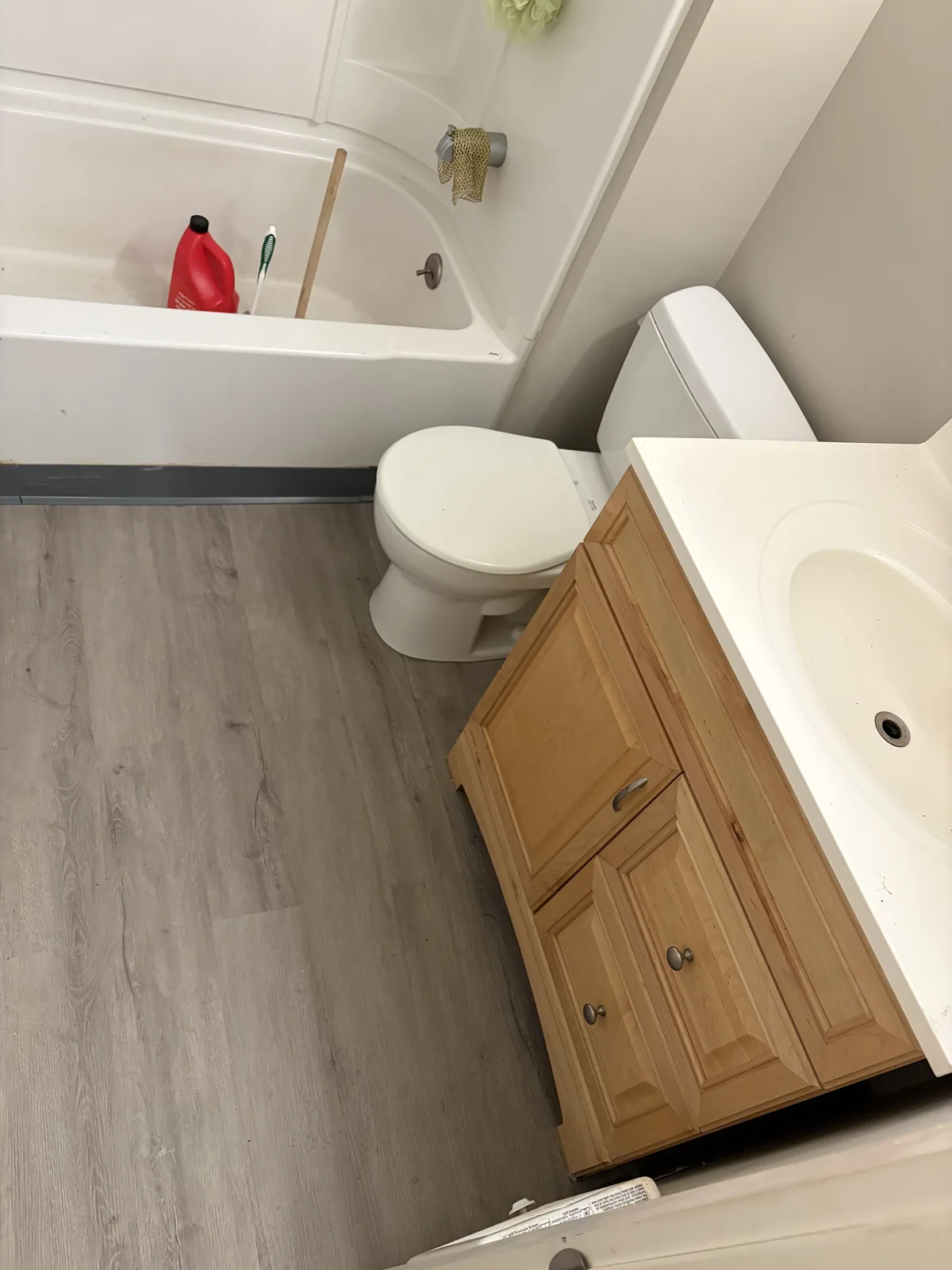 Completed bathroom restoration in Seattle